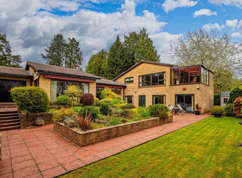 Main image of property: Limetrees, 46B Mill Road, Lisvane, Cardiff, CF14 0XS