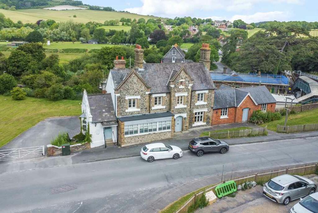 Main image of property: S-218370 - Trevor Arms, The Street, Glynde, Nr. Lewes BN8 6SS