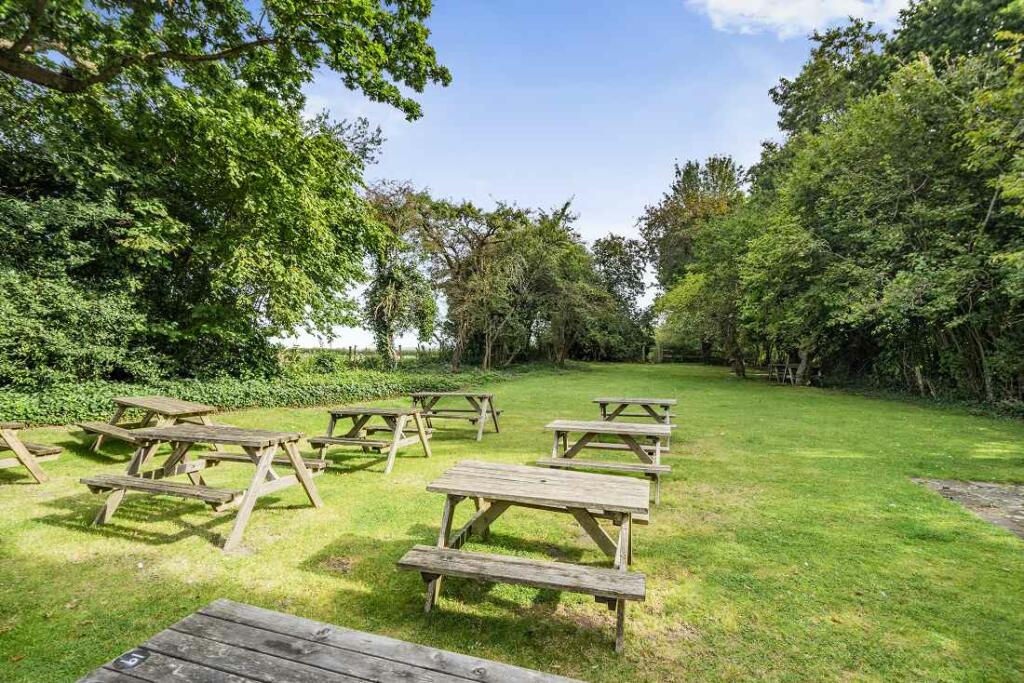 Additional property image - S-419547 - Cock Inn, Old Uckfield Road, Lewes BN8 5RX