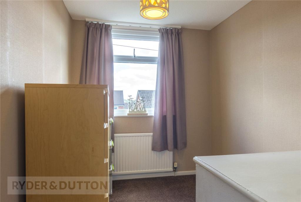 3 bedroom semidetached house for sale in Borrowdale Close, Royton