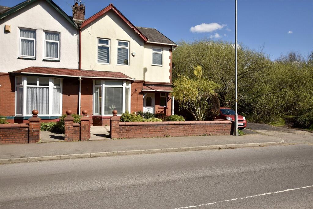 Main image of property: Rochdale Road, Royton, Oldham, Greater Manchester, OL2