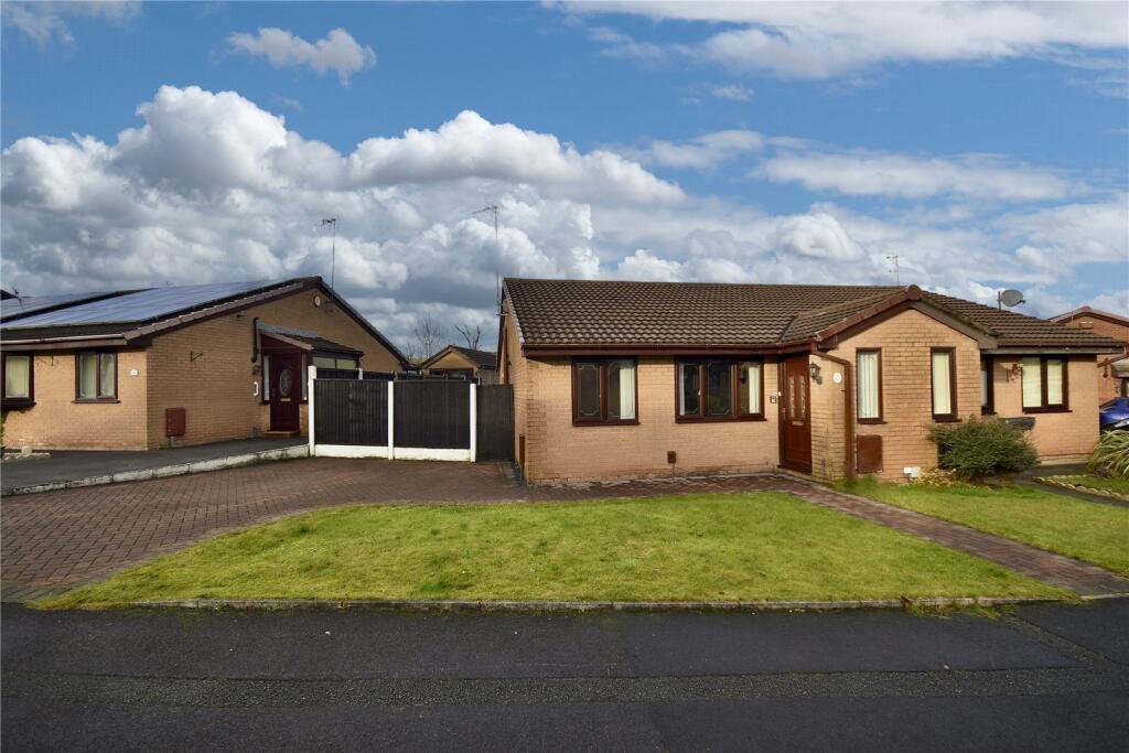 Main image of property: Duchess Park Close, Shaw, Oldham, Greater Manchester, OL2