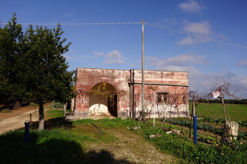 3 bedroom farm house for sale in Apulia, Brindisi, Brindisi, Italy
