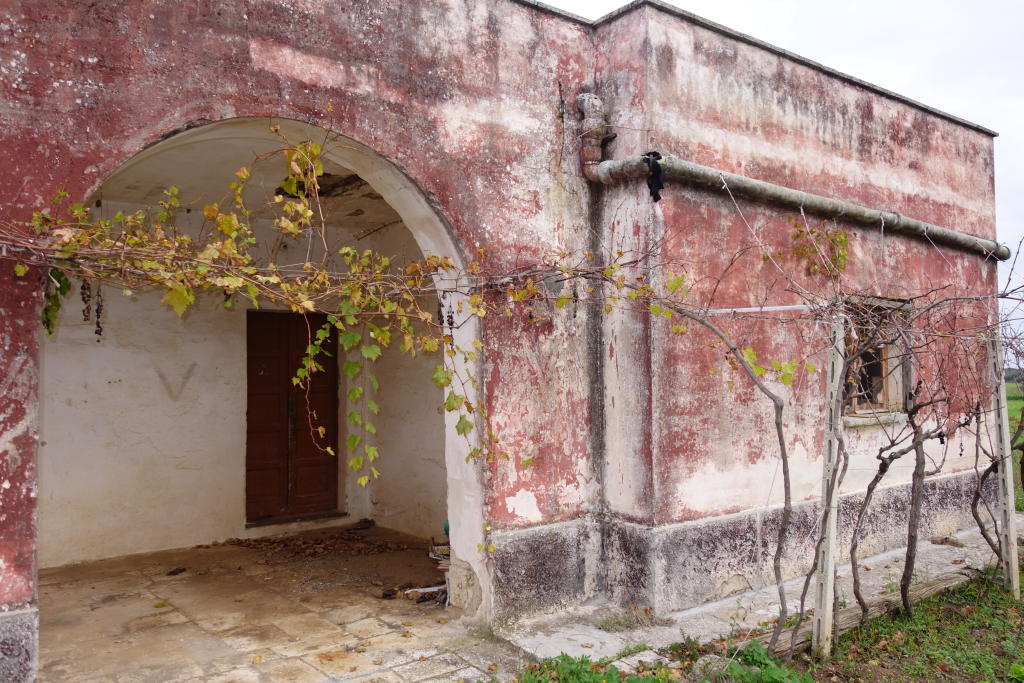 3 bedroom farm house for sale in Apulia, Brindisi, Brindisi, Italy