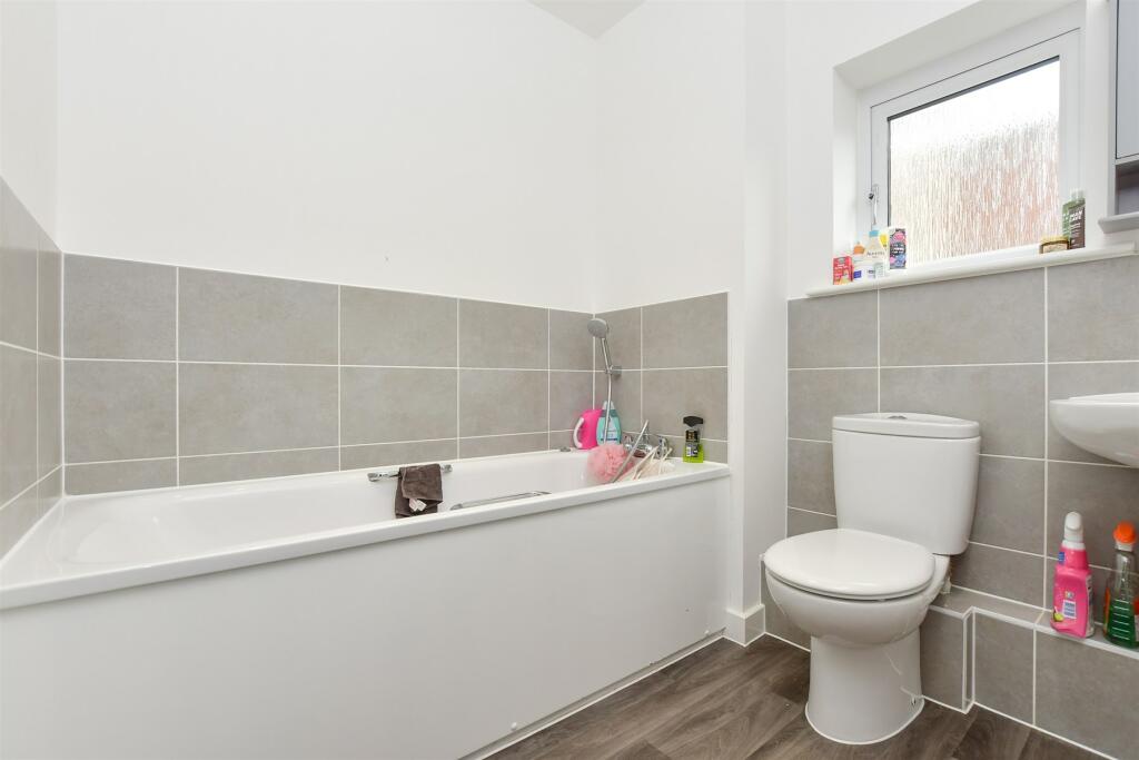 Additional property image - Springhead Road, Northfleet, Gravesend, Kent