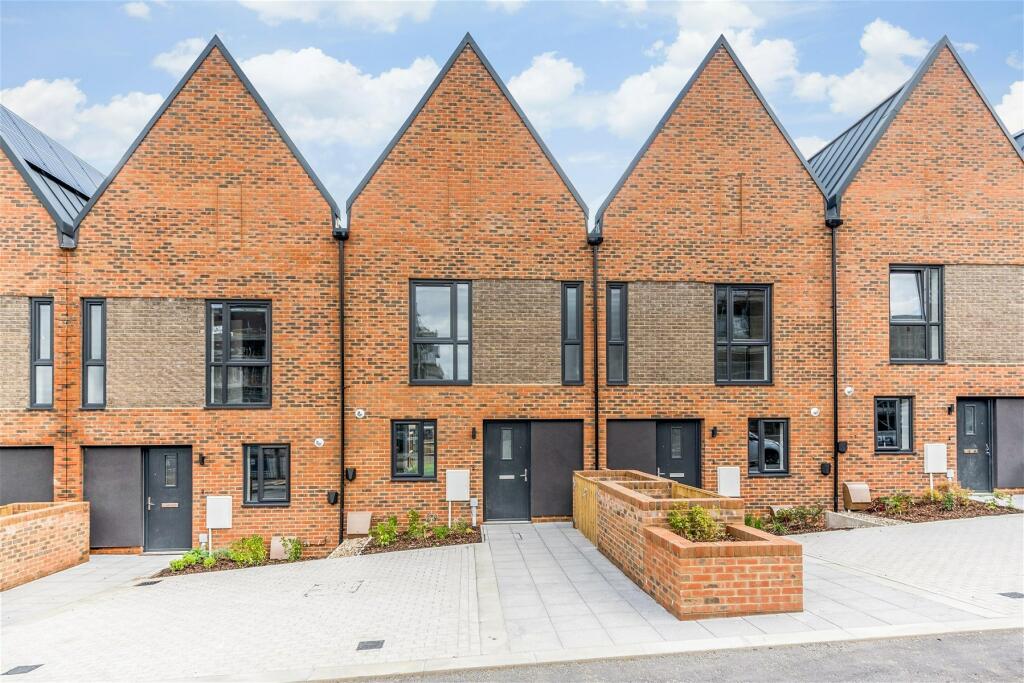 Main image of property: Mayfly Close, Canterbury, Kent