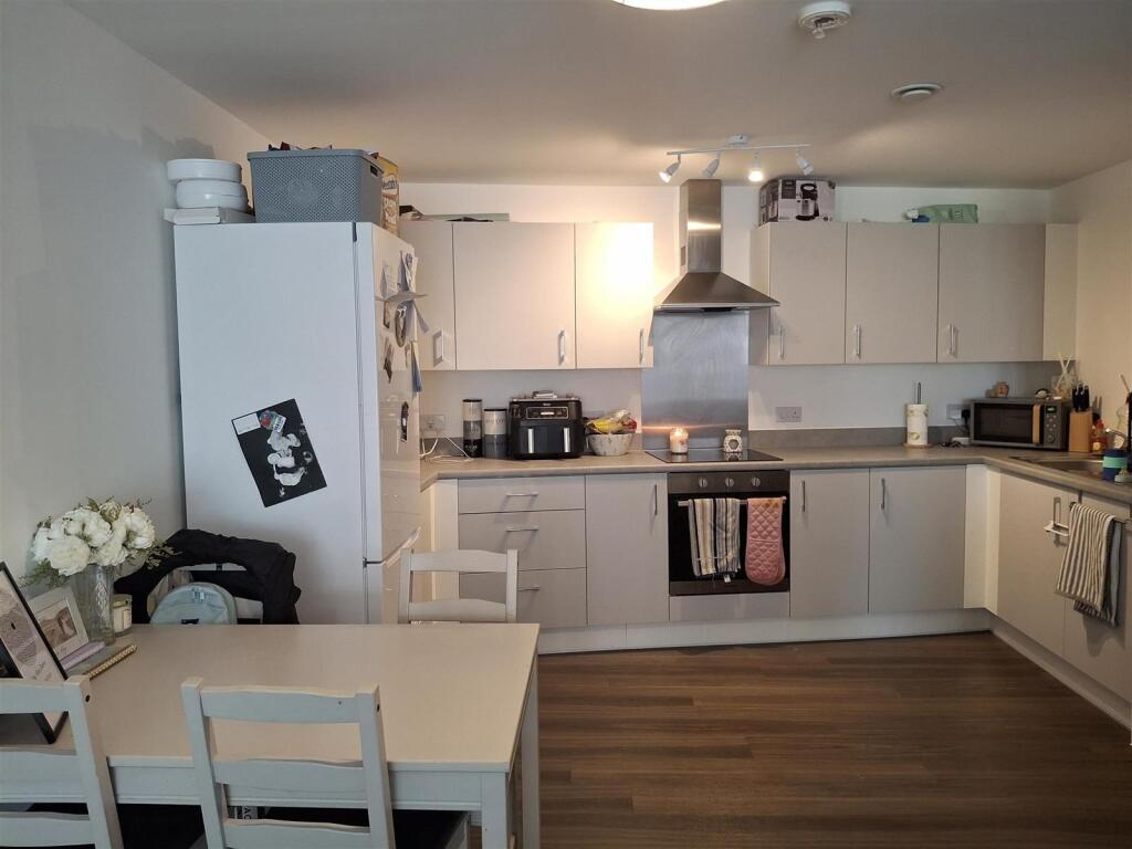 Main image of property: Henley Approach, Northfleet, Gravesend, Kent