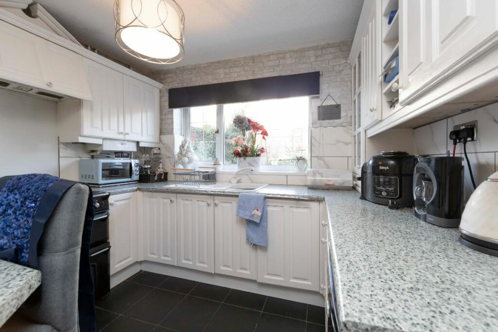 Additional property image - Beechcroft, Trelewis, Treharris