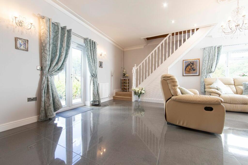 Additional property image - Ty'R-y-Wen Farm, Bedlinog, Treharris
