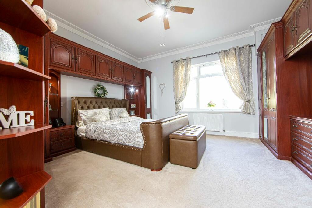 Additional property image - Ty'R-y-Wen Farm, Bedlinog, Treharris