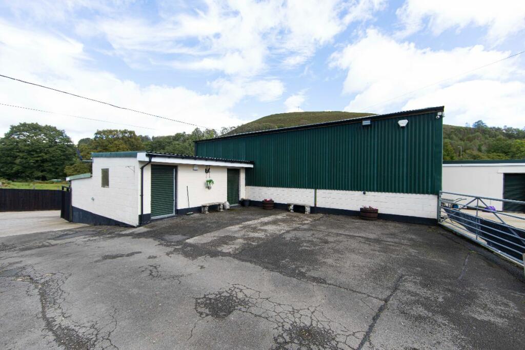 Additional property image - Ty'R-y-Wen Farm, Bedlinog, Treharris
