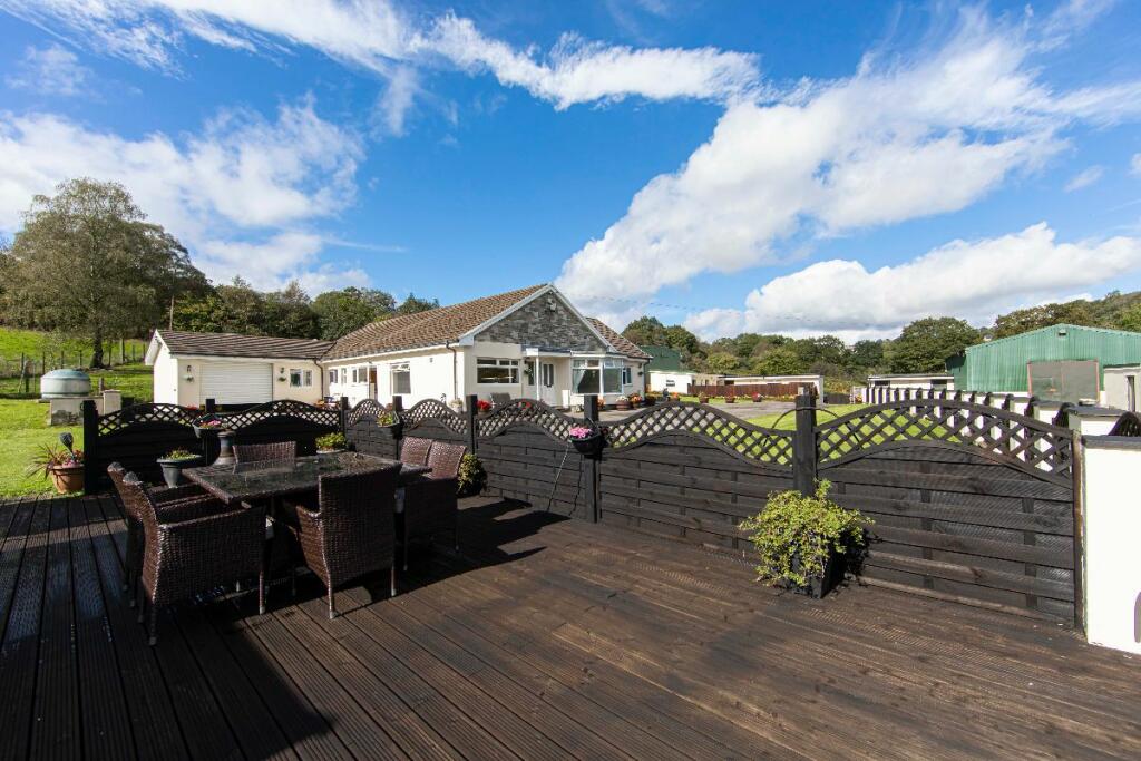 Additional property image - Ty'R-y-Wen Farm, Bedlinog, Treharris