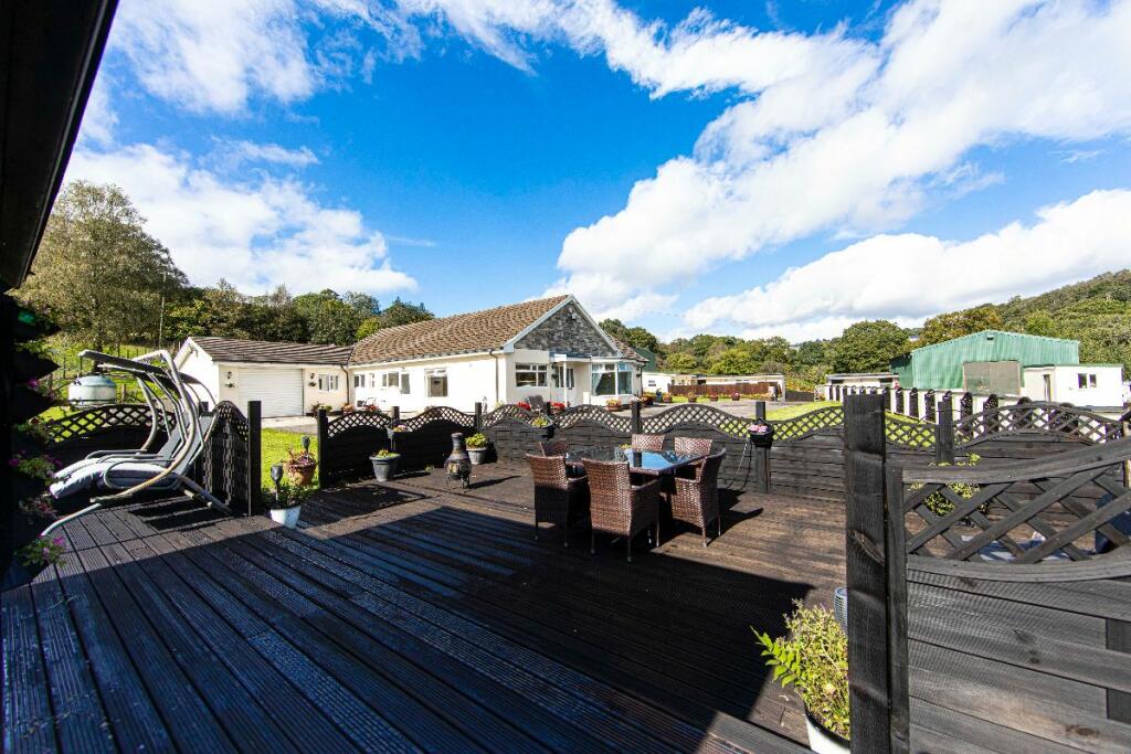 Additional property image - Ty'R-y-Wen Farm, Bedlinog, Treharris