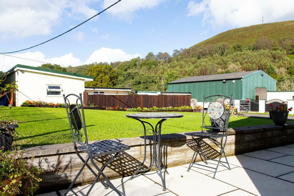Additional property image - Ty'R-y-Wen Farm, Bedlinog, Treharris