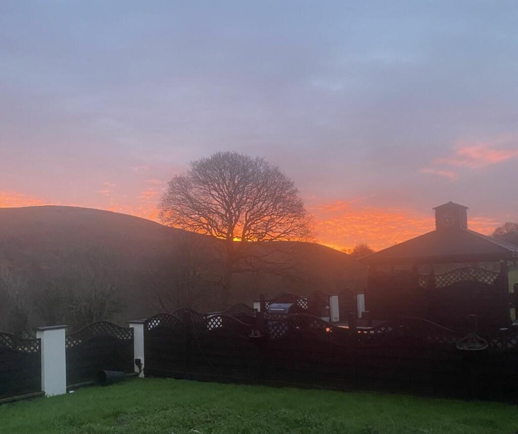 Additional property image - Ty'R-y-Wen Farm, Bedlinog, Treharris