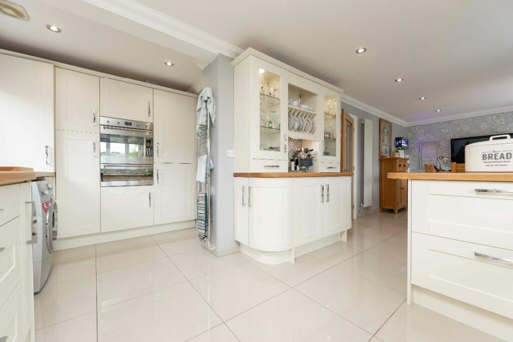 Additional property image - Heather Court, Quakers Yard, Treharris