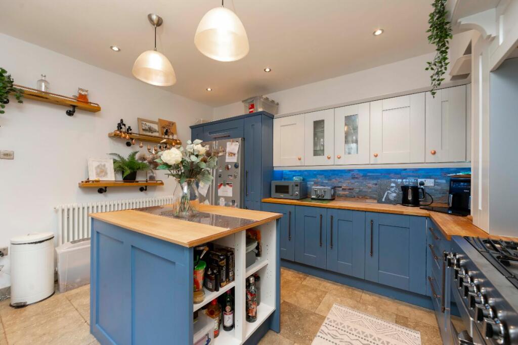 Additional property image - Park Road, Hengoed