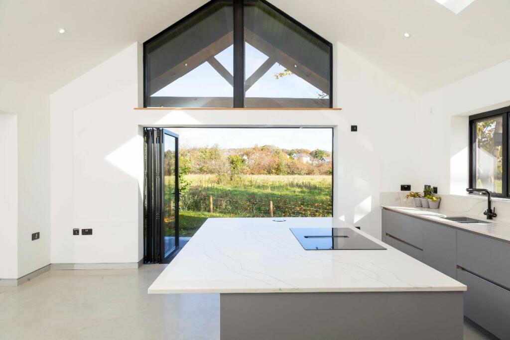 Additional property image - Tirnant, Brooklands, Nelson, Treharris