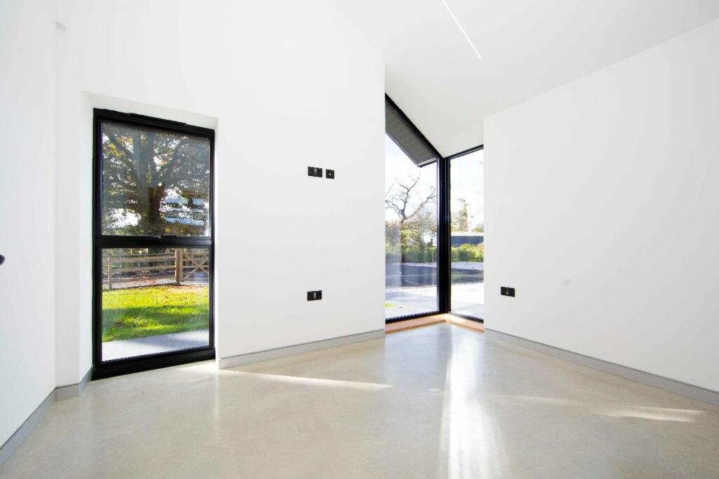 Additional property image - Tirnant, Brooklands, Nelson, Treharris