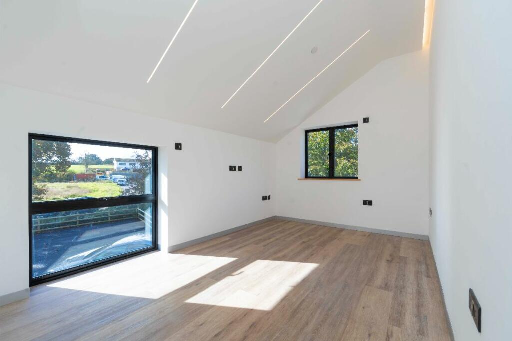 Additional property image - Tirnant, Brooklands, Nelson, Treharris