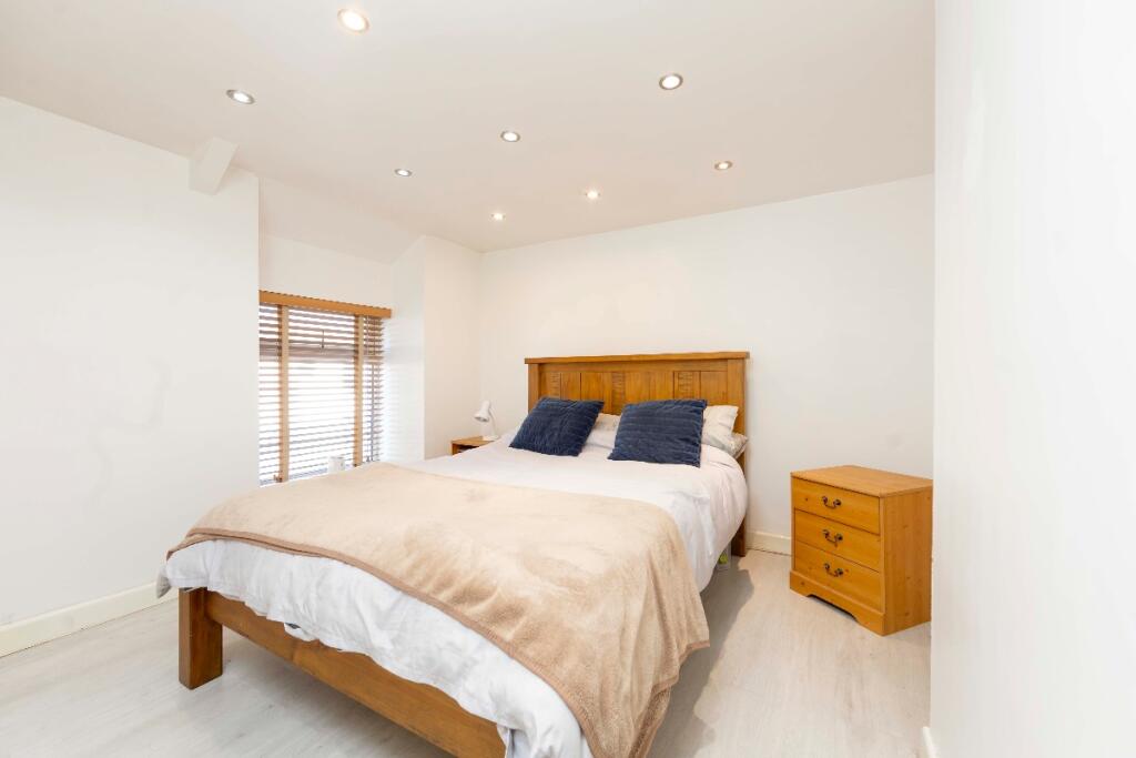 Additional property image - High Street, Nelson, Treharris