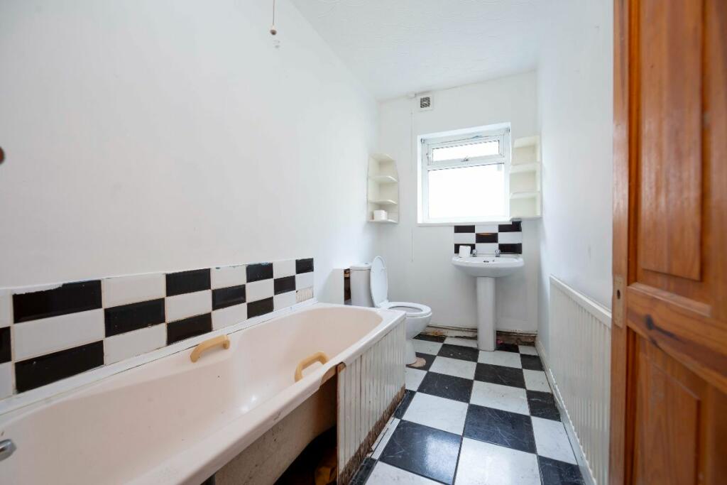 Additional property image - Park Street, Abercynon, Mountain Ash