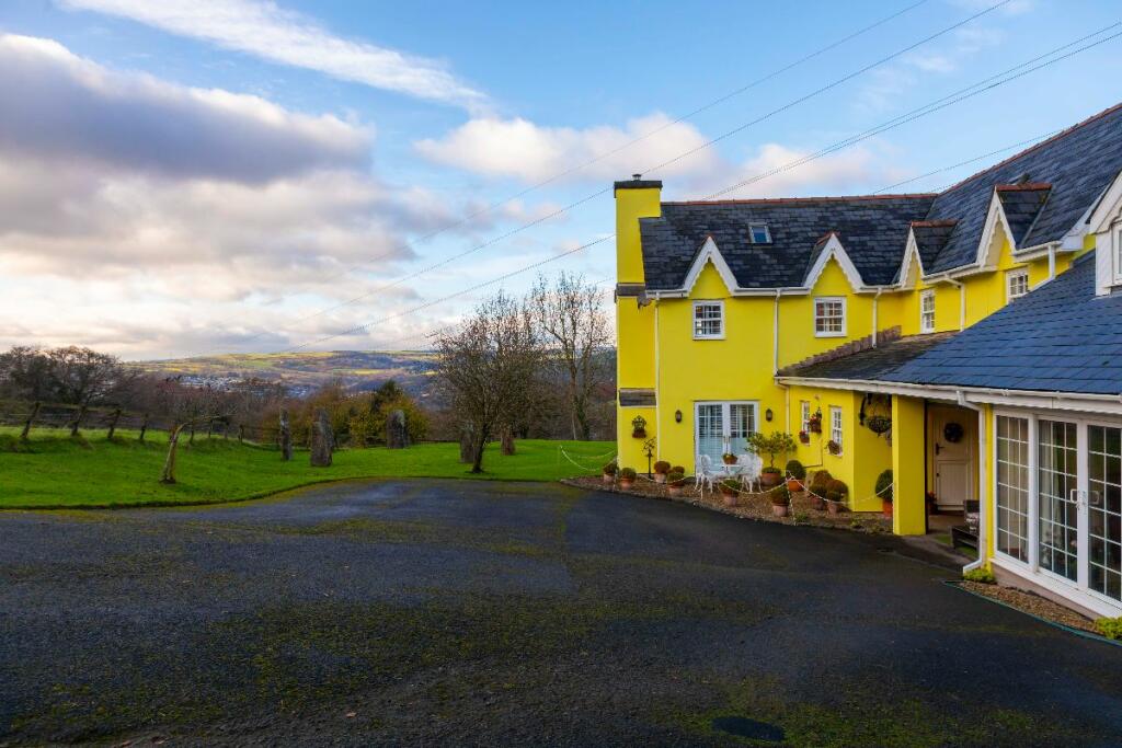 Additional property image - Cwmheldeg Isaf Farm, Cilfynydd, Pontypridd