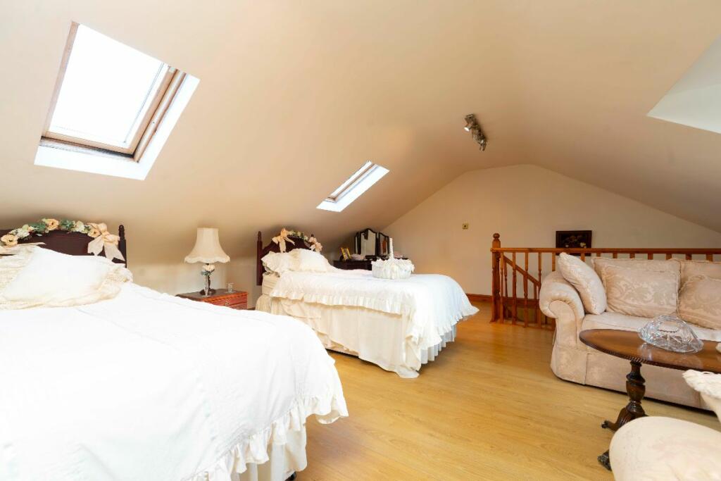 Additional property image - Cwmheldeg Isaf Farm, Cilfynydd, Pontypridd