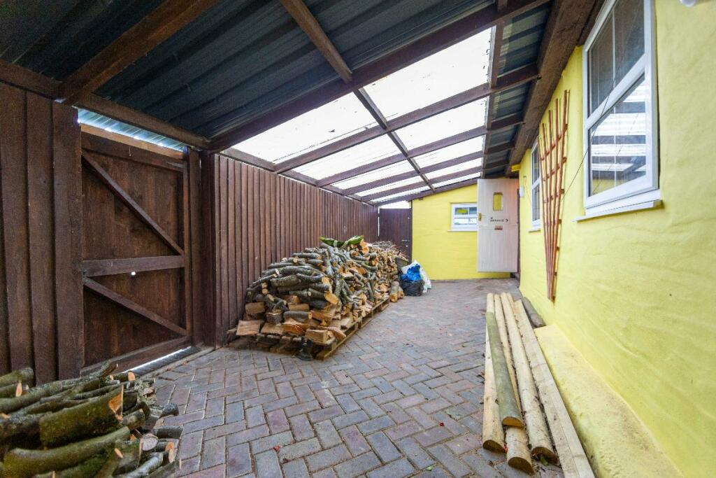 Additional property image - Cwmheldeg Isaf Farm, Cilfynydd, Pontypridd