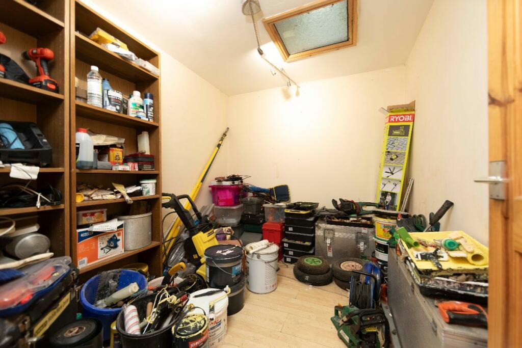 Additional property image - Cwmheldeg Isaf Farm, Cilfynydd, Pontypridd
