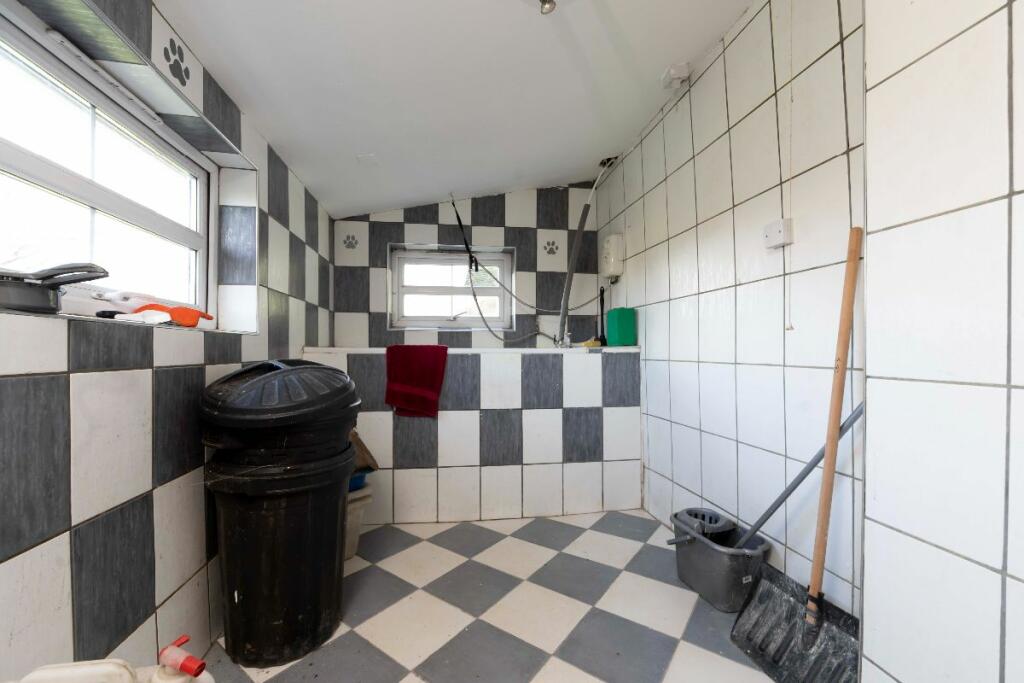 Additional property image - Cwmheldeg Isaf Farm, Cilfynydd, Pontypridd