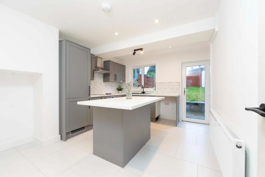 Additional property image - Acacia Avenue, Hengoed