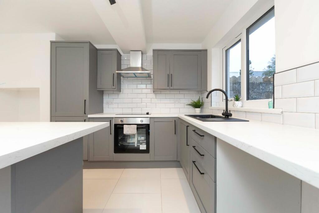 Additional property image - Acacia Avenue, Hengoed