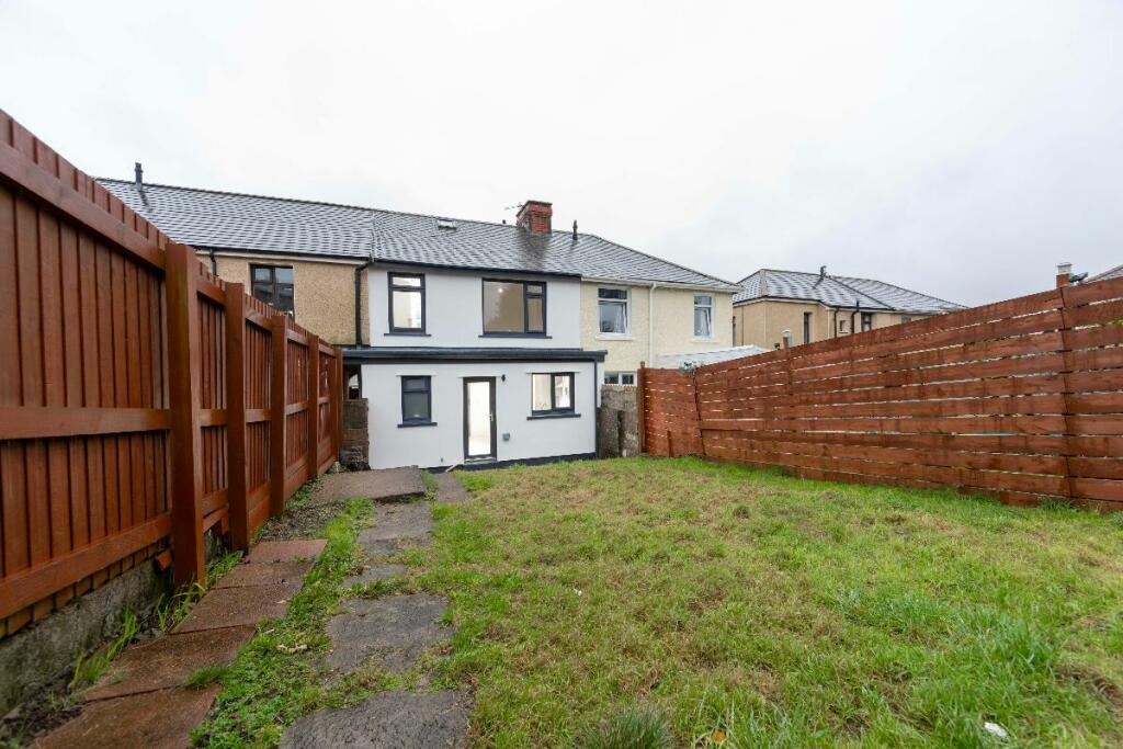 Additional property image - Acacia Avenue, Hengoed