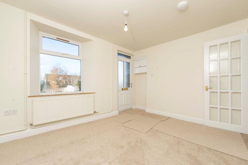 Additional property image - Heol Fawr, Nelson, Treharris