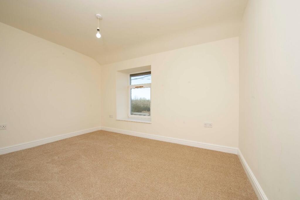 Additional property image - Heol Fawr, Nelson, Treharris