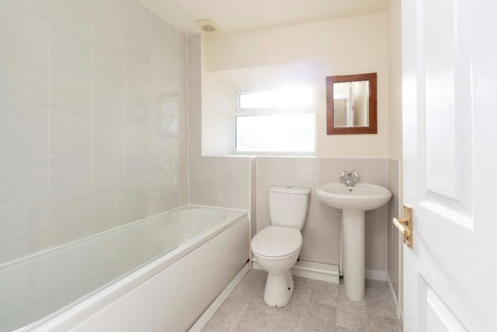 Additional property image - Heol Fawr, Nelson, Treharris