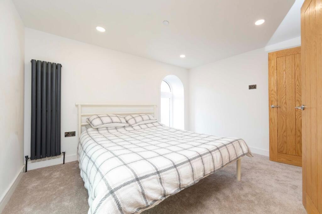 Additional property image - PENUEL CONGREGATIONAL CHAPEL High Street, Nelson, Treharris