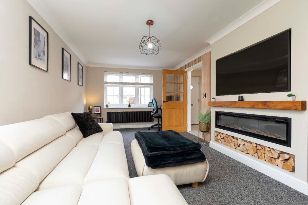 Main image of property: Highfield Rise, Trelewis, Treharris