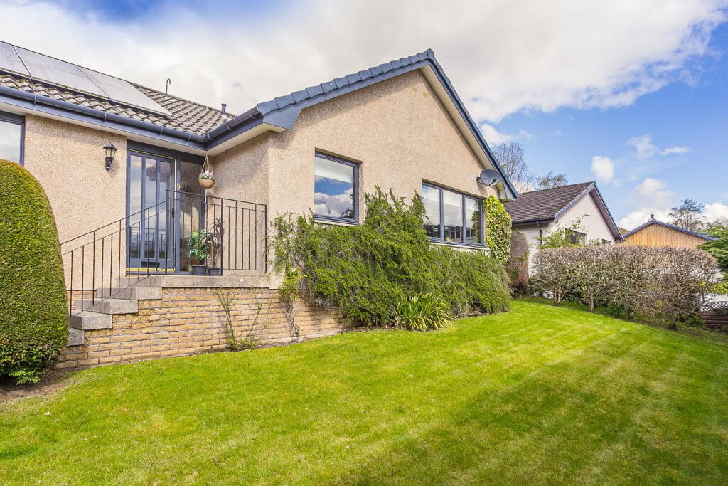 4 bedroom detached bungalow for sale in Millwell Park, Innerleithen, EH44