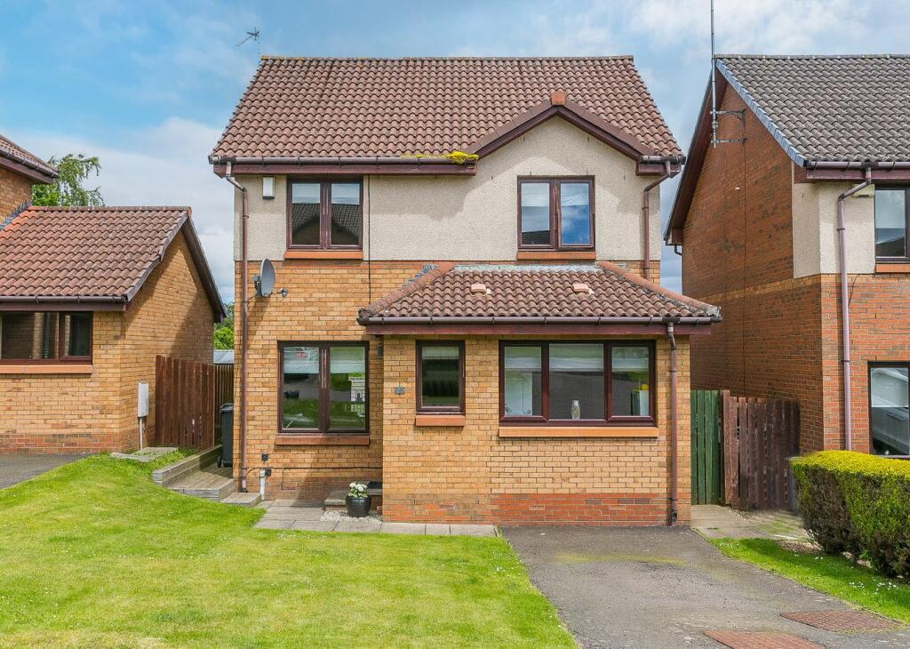 4 bedroom detached house for sale in Burnbank Crescent, Straiton, Loanhead, EH20