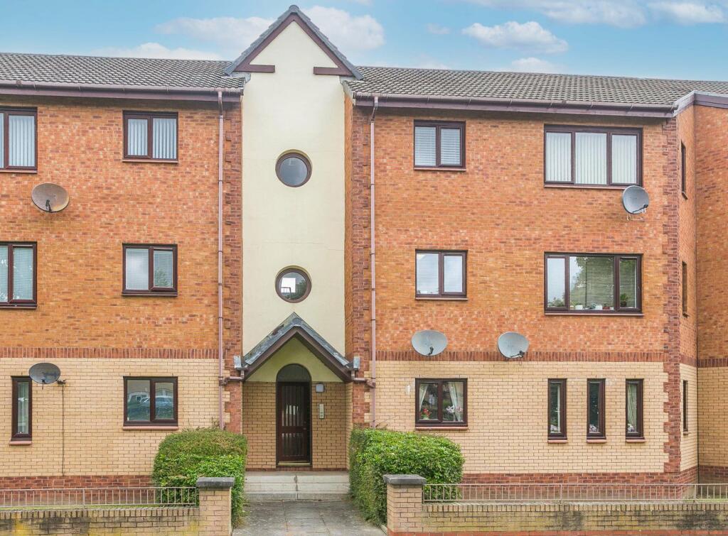 2 bedroom flat for sale in Fairbrae, Saughton, Edinburgh, EH11