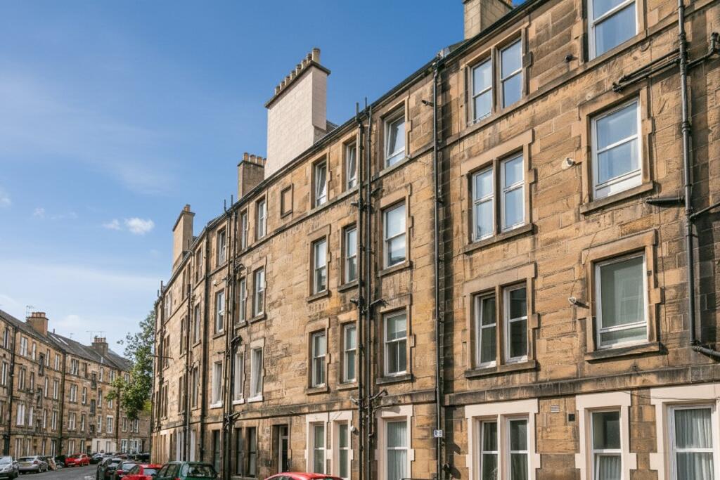 Main image of property: Waverley Park, Edinburgh, EH8
