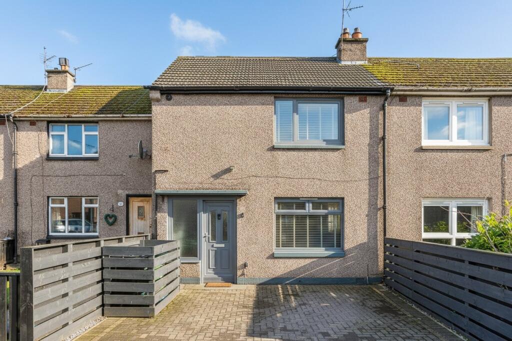 Main image of property: Muirhouse Gardens, Muirhouse, Edinburgh, EH4