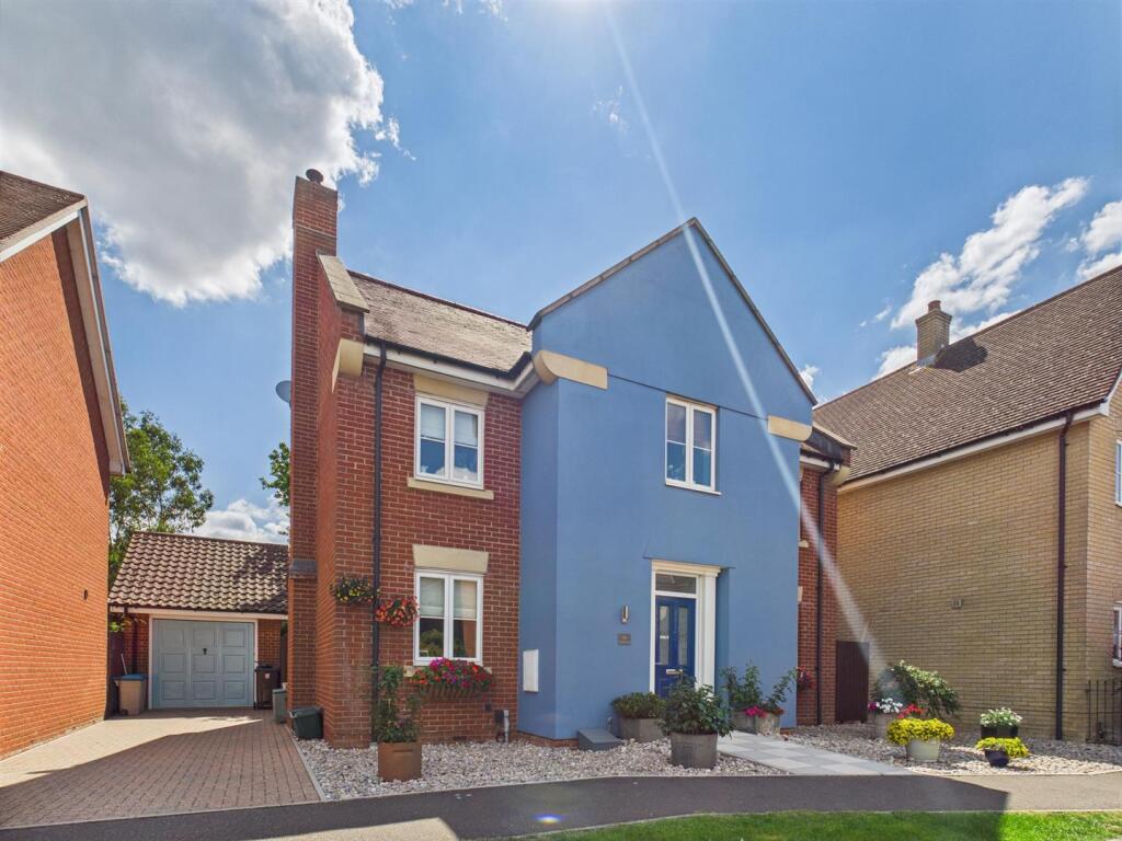 Main image of property: Gratian Close, Highwoods