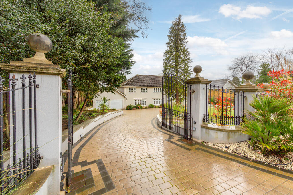 Main image of property: Lochgreen House, Barnet Lane