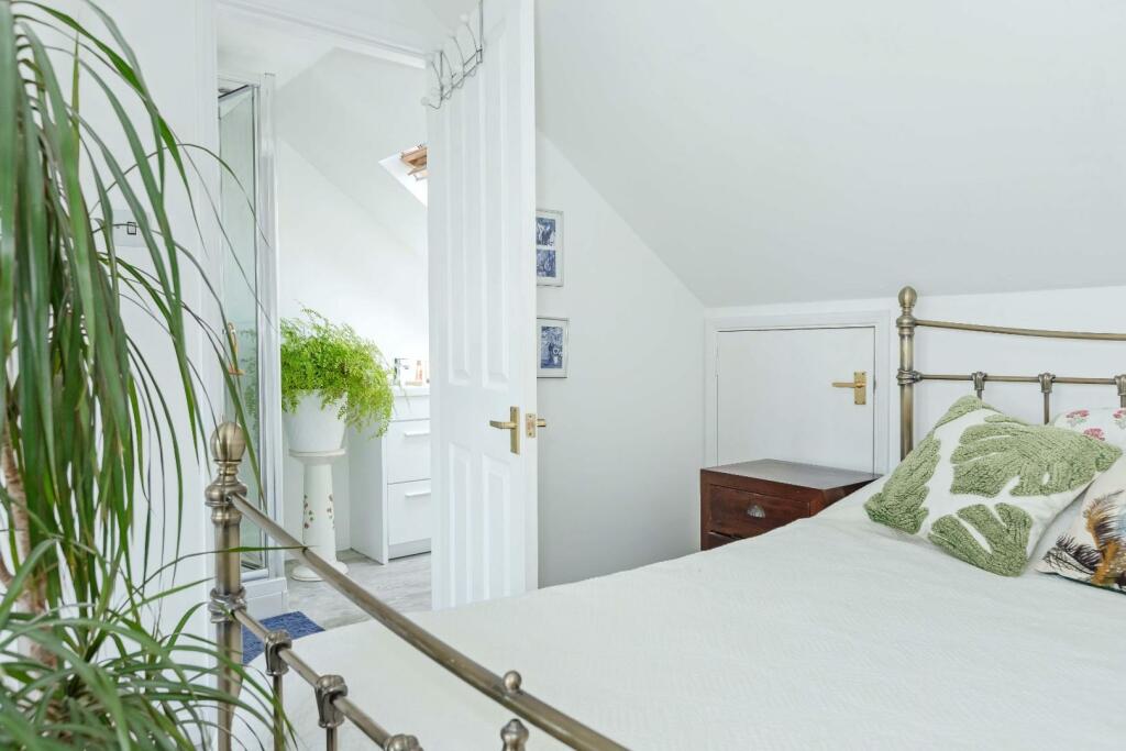 Additional property image - Victoria Road, Shoreham-By-Sea