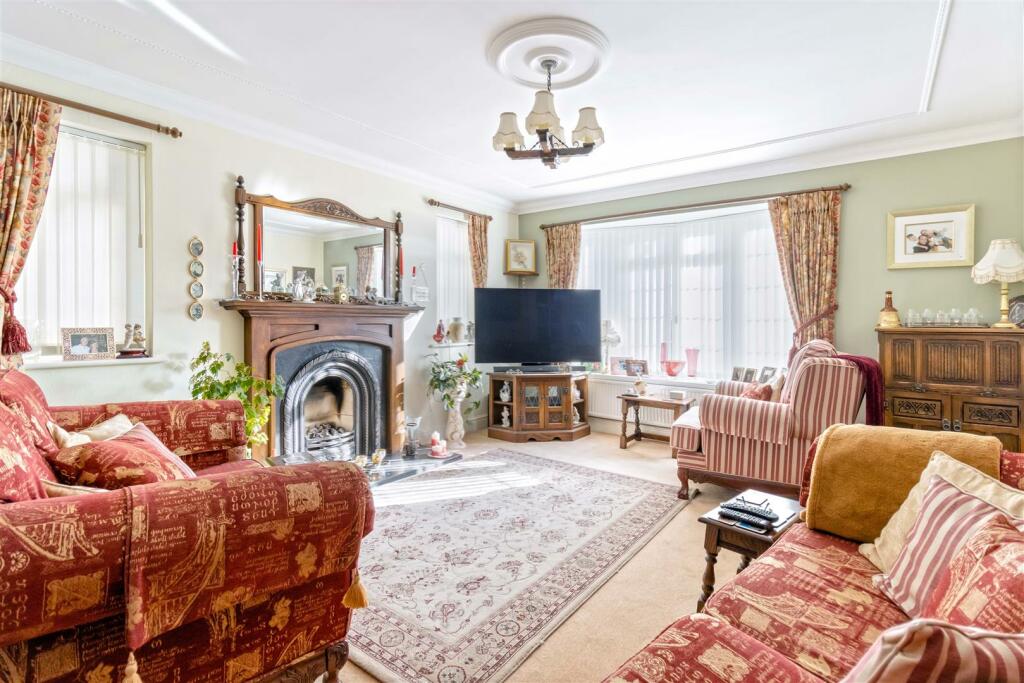 Additional property image - Manor Road, Lancing