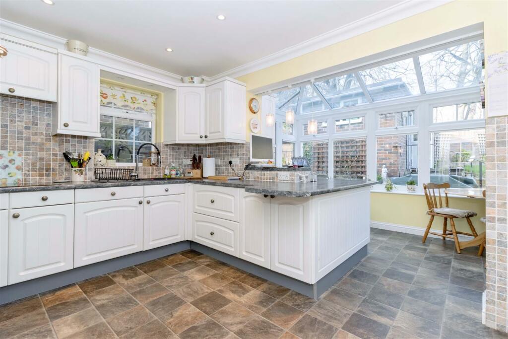 Additional property image - Manor Road, Lancing