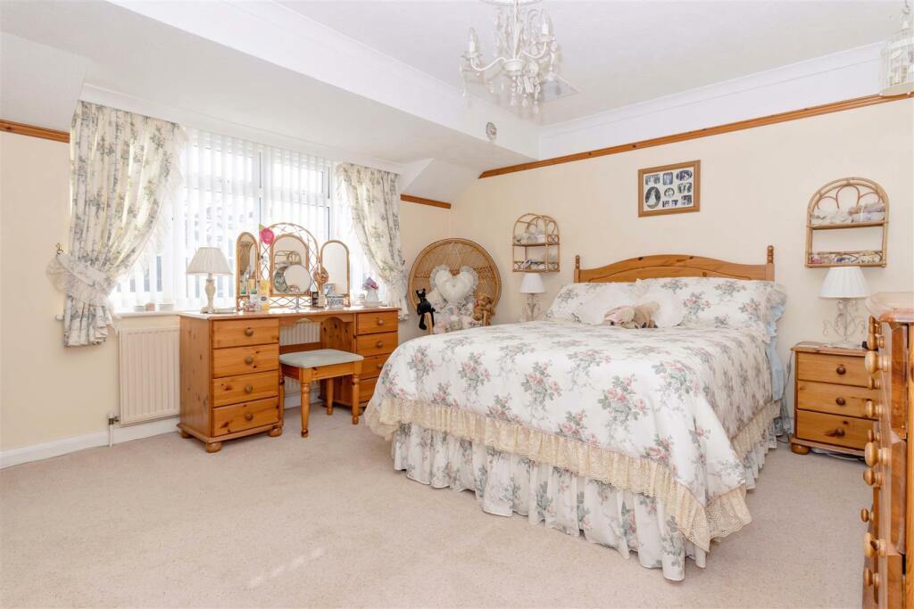 Additional property image - Manor Road, Lancing